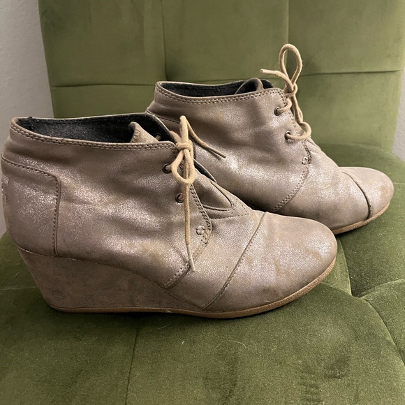 Toms Desert Wedge Metallic Bootie - Picture 2 of 6